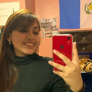 Meet your Posher, Melany